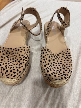 Women’s Tan Leopard Espadrille Ankle-Strap Flats